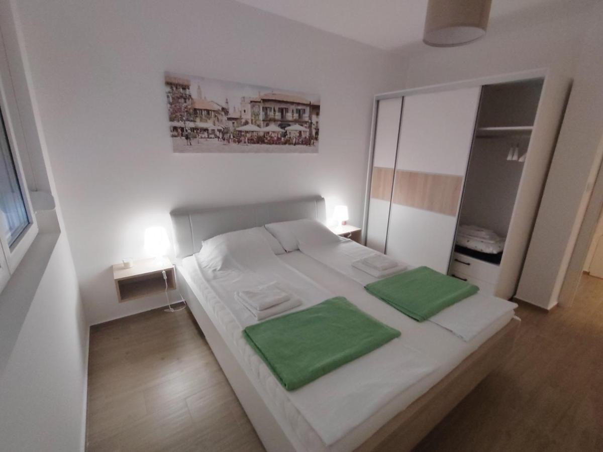 Lovely One Bedroom Apartment Ub Eksteriør billede
