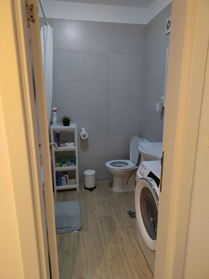 Lovely One Bedroom Apartment Ub Eksteriør billede